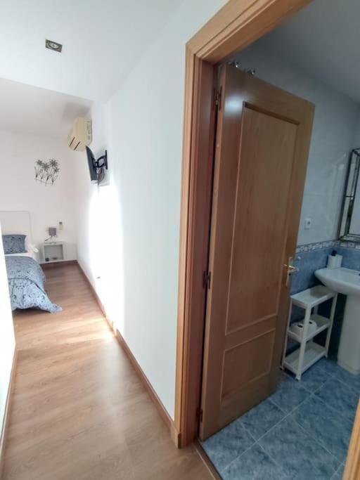 Ayala Beach Apartment 马拉加 外观 照片